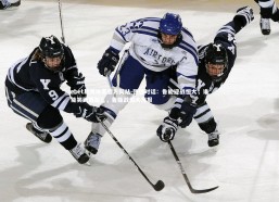 ebet易博体育官方网站-强强对话：鲁能迎战恒大，谁能笑到最后？，鲁能战恒大海报